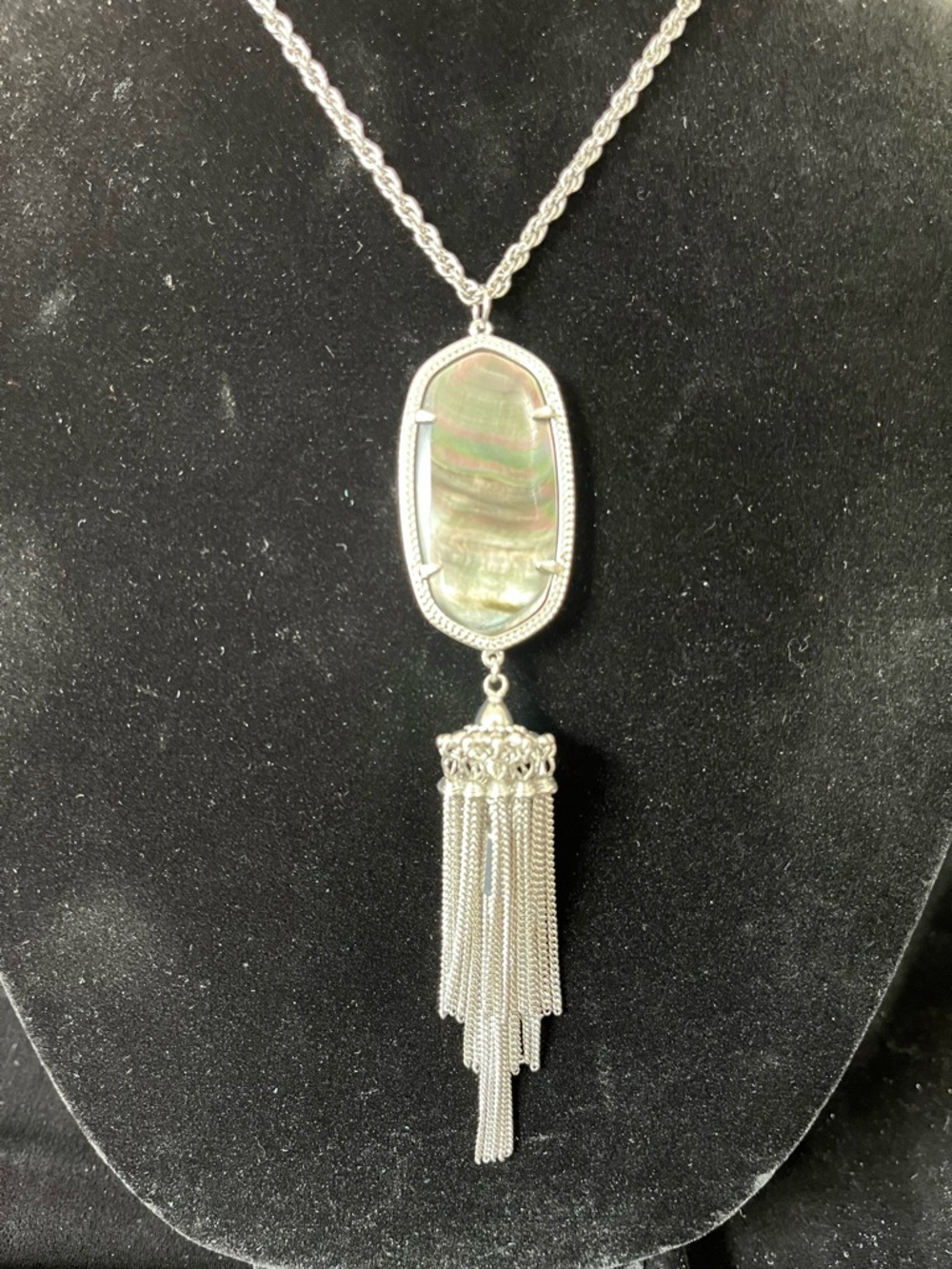 1692 Kendra Scott Rayne Pendant Necklace with Black MOP and Silver Tassel